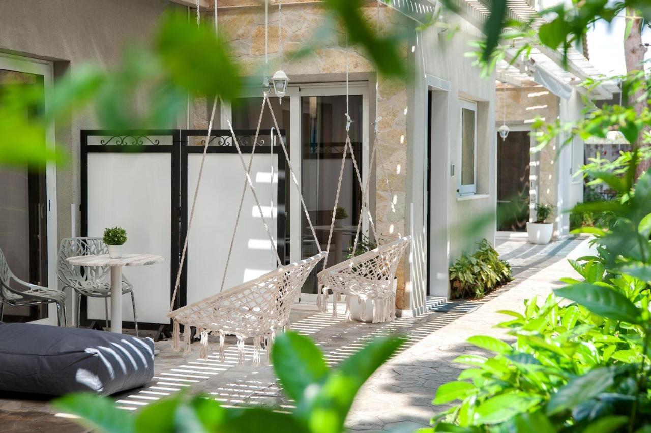 Alekos Luxury Suites Free 24H Transportation From - To Airport Ártemida Kültér fotó
