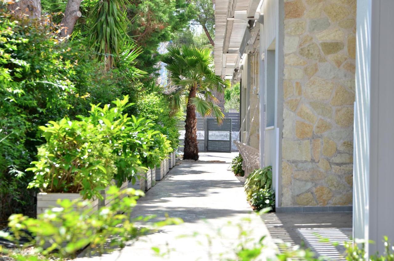 Alekos Luxury Suites Free 24H Transportation From - To Airport Ártemida Kültér fotó