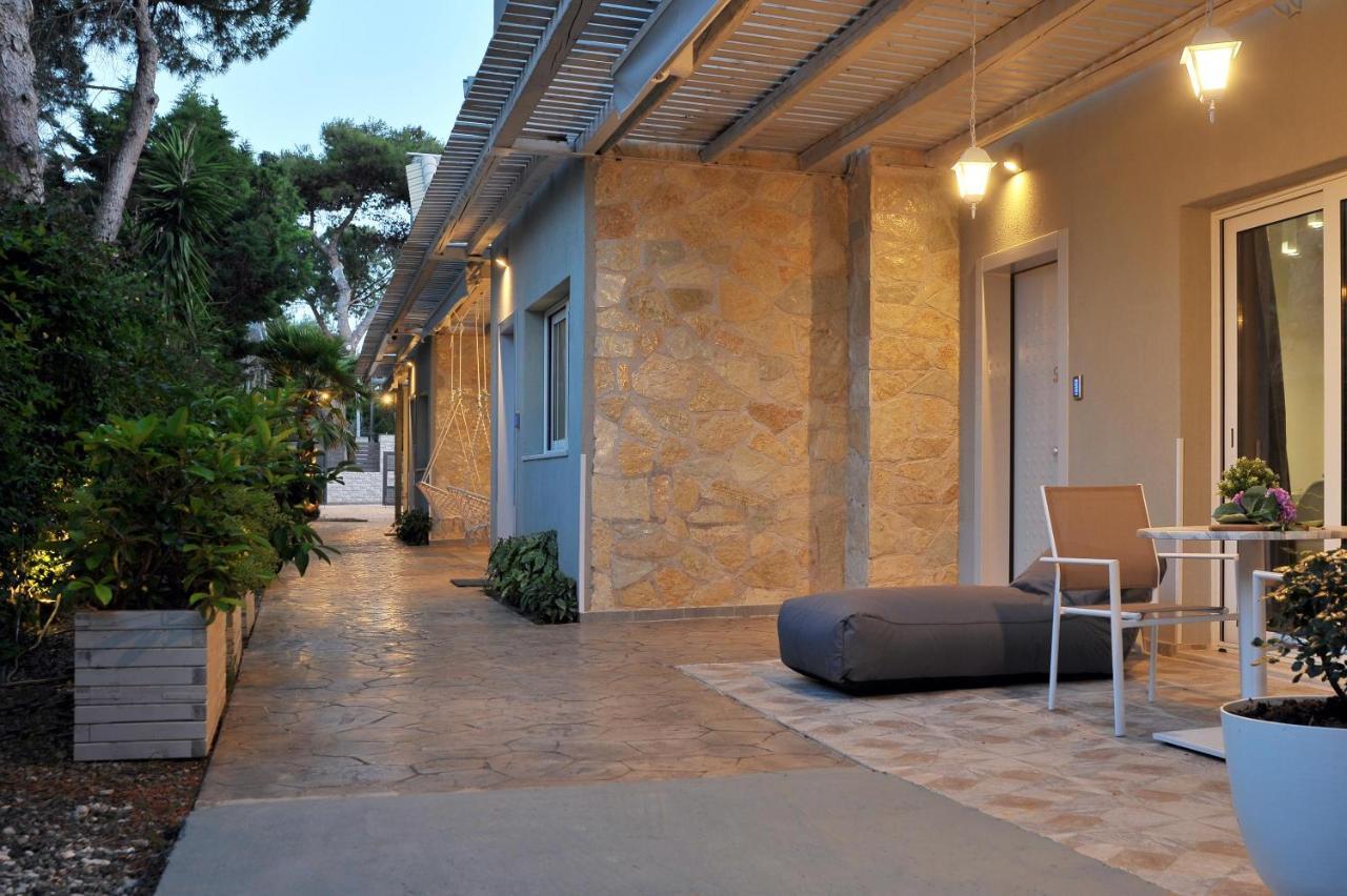 Alekos Luxury Suites Free 24H Transportation From - To Airport Ártemida Kültér fotó