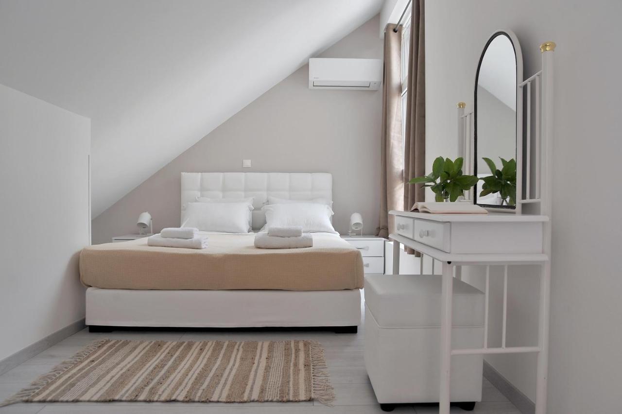 Alekos Luxury Suites Free 24H Transportation From - To Airport Ártemida Kültér fotó