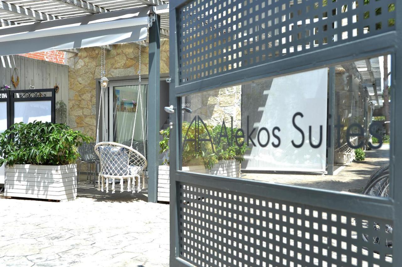 Alekos Luxury Suites Free 24H Transportation From - To Airport Ártemida Kültér fotó