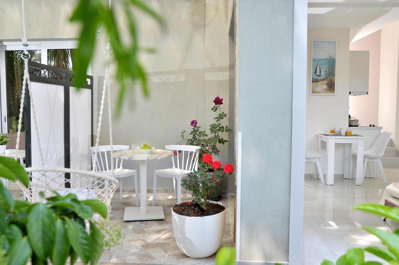 Alekos Luxury Suites Free 24H Transportation From - To Airport Ártemida Kültér fotó